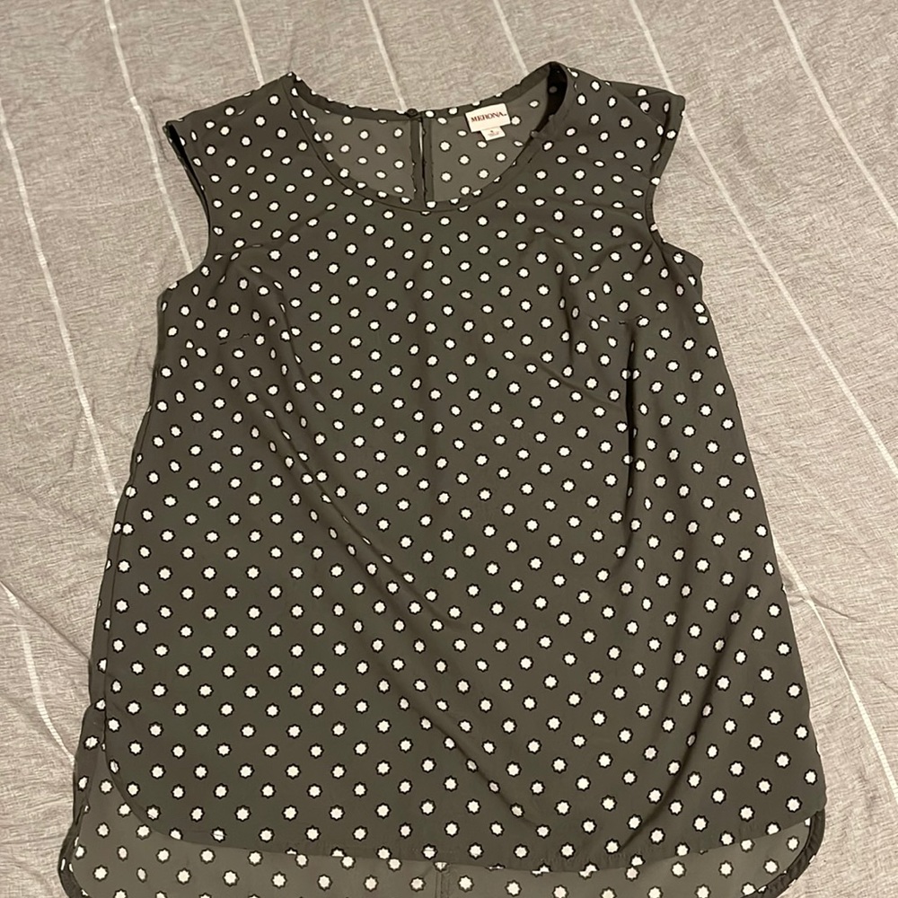 Women’s Merona top size Small sleeveless